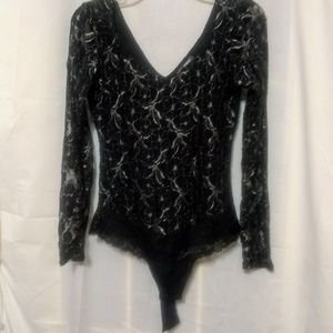 Bisou bisou women onsie